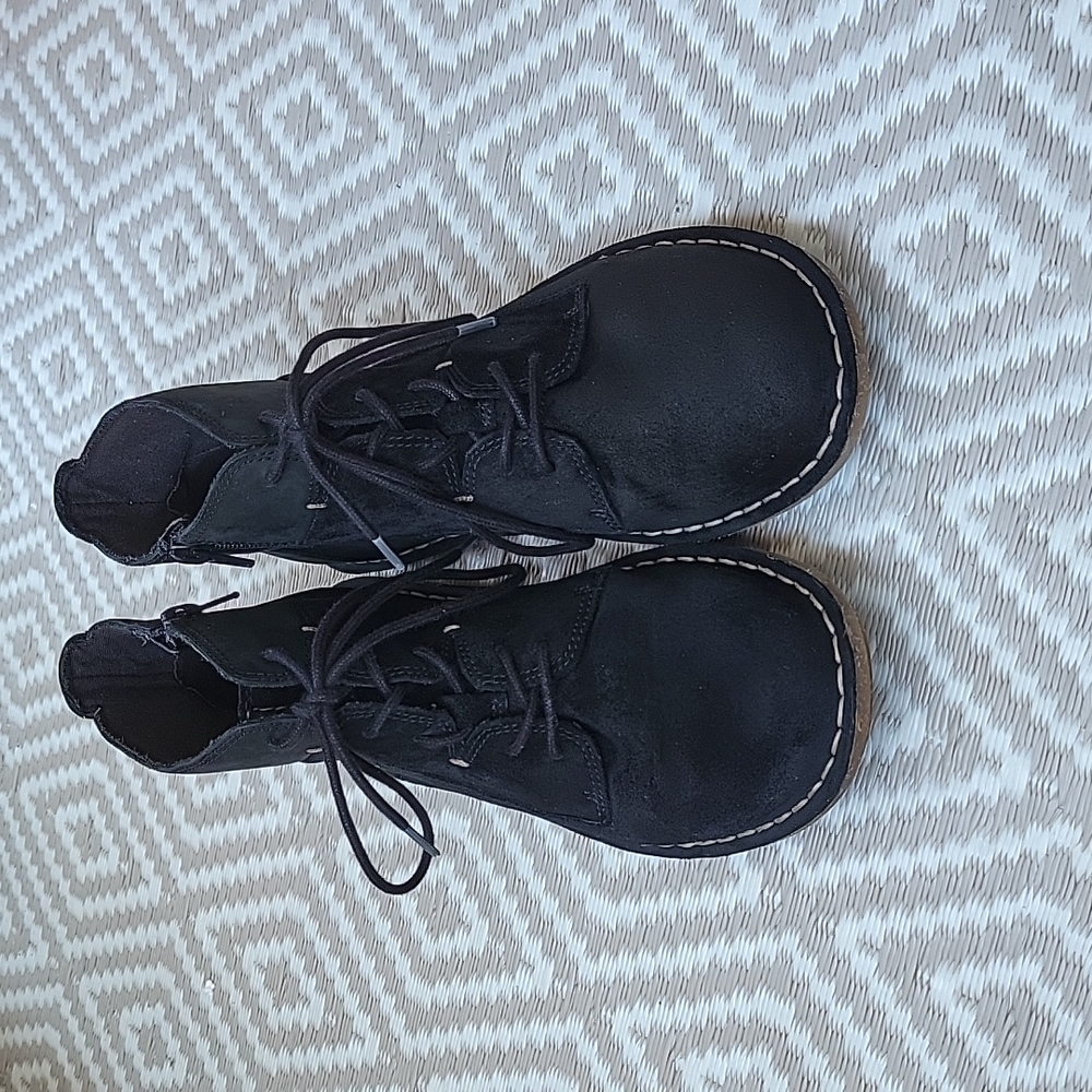 Clarks Womens 8 black